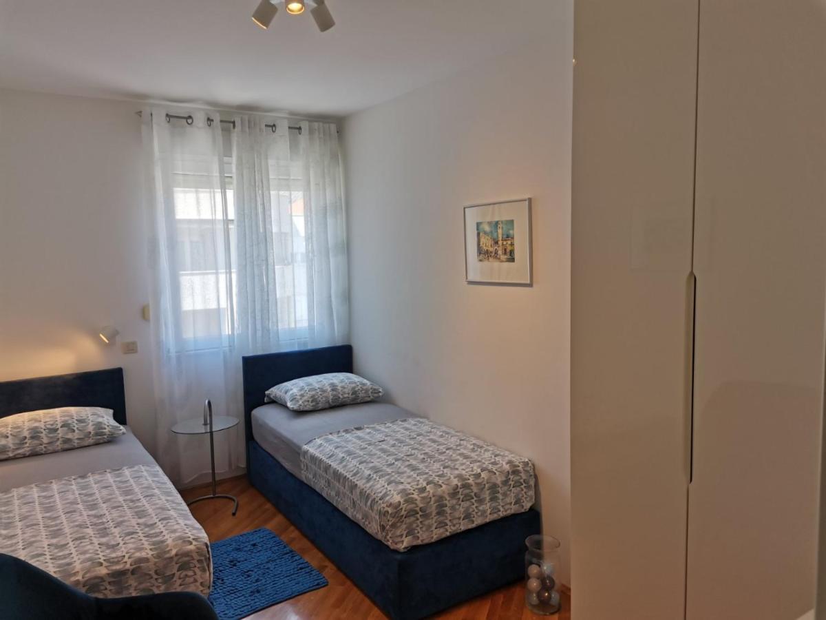 1 Apartmant & 1 Delux Room With Bathroom Dubrovnik Dış mekan fotoğraf