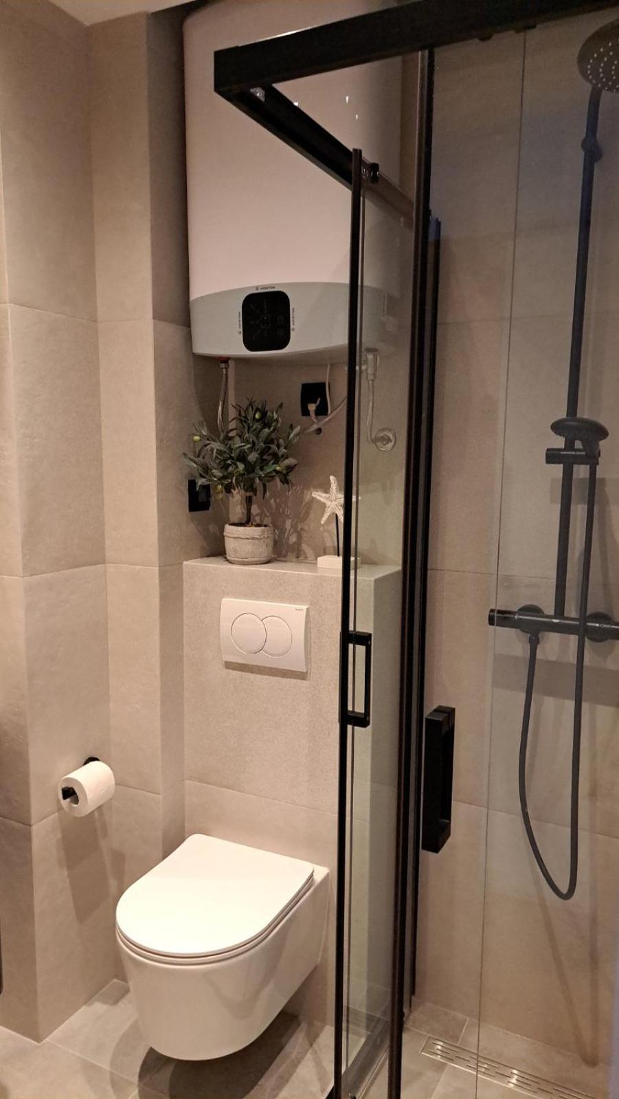 1 Apartmant & 1 Delux Room With Bathroom Dubrovnik Dış mekan fotoğraf
